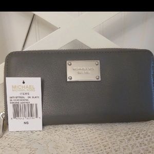 Authentic Michael Kors Leather Wallet